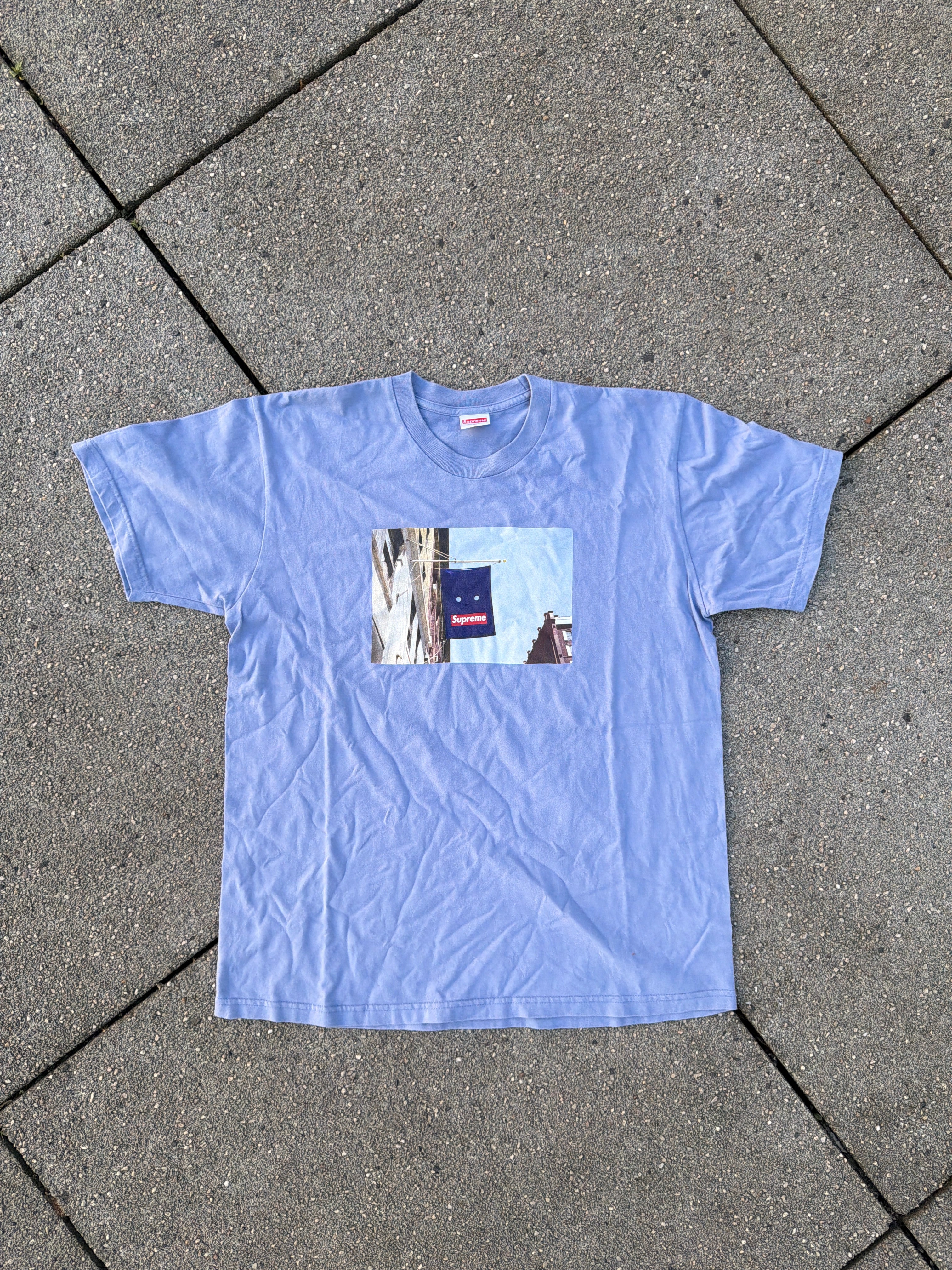 Supreme – Banner Tee (Slate Blue)