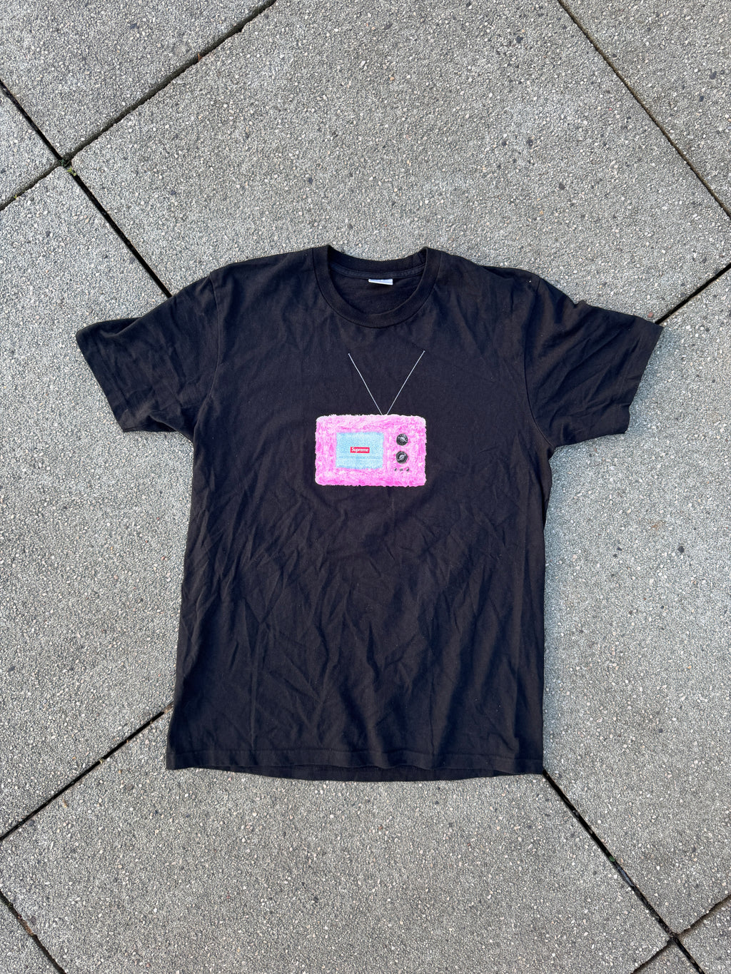 Supreme – TV Tee (Black)