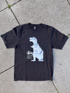Stüssy – T-Rex „Big and Meaty" Pigment Dyed Tee (Black)