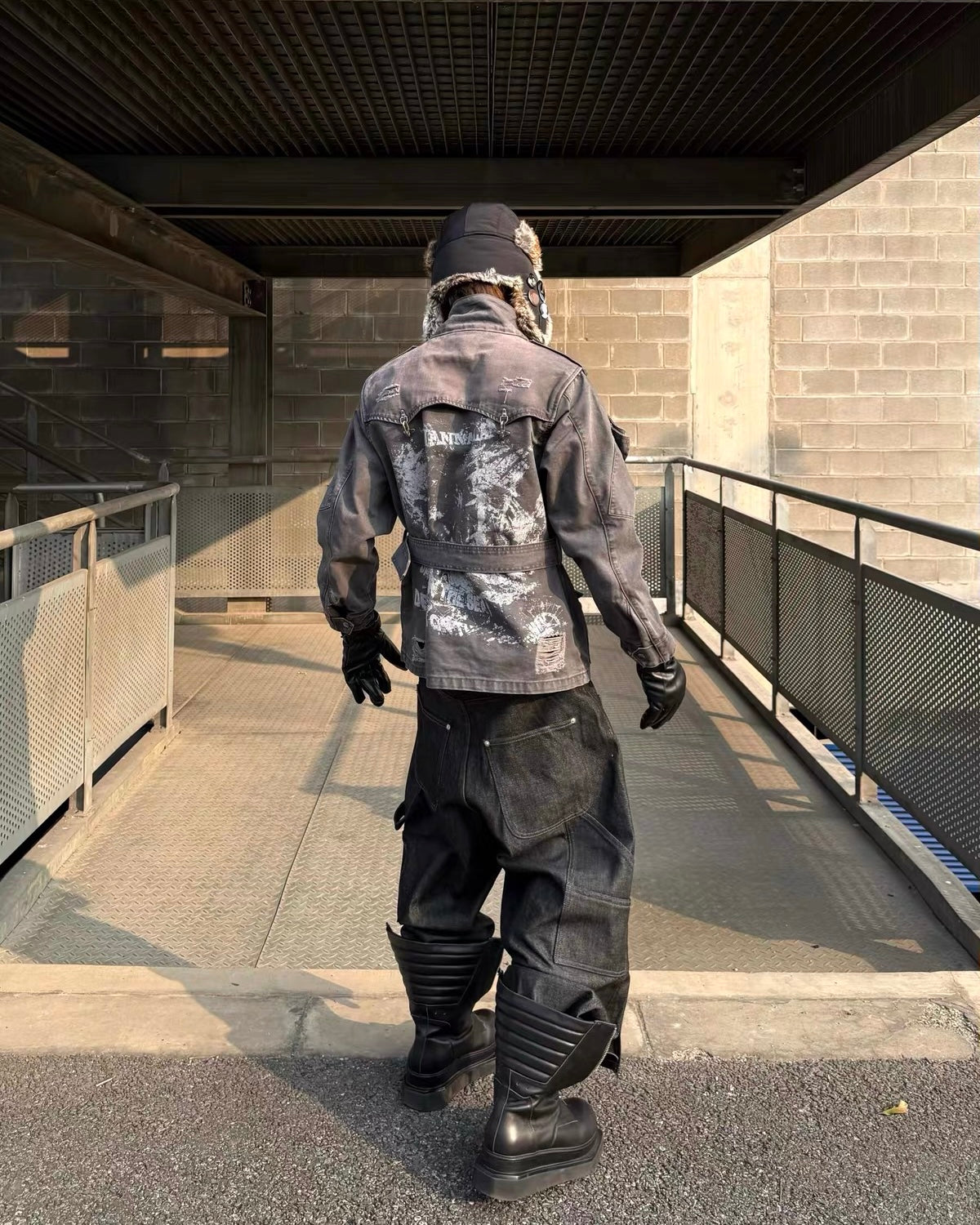 WANNALAB lobster clasp utility jacket
